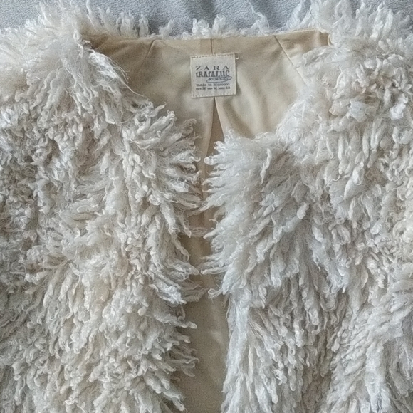 Zara Cream Teddy Crop Sleeve Jacket - Picture 2 of 8